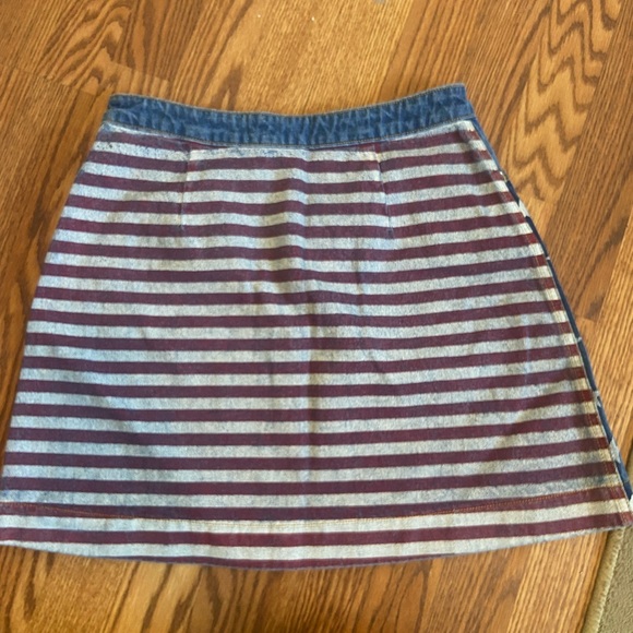 American Apparel Denim Star and Stripe Skirt - Picture 4 of 4